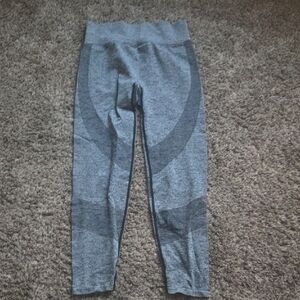 Victorias Secret Womans  Size Large Gray Leggings